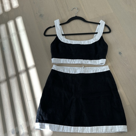 Reformation Robbie two piece set black and white crop and skirt set - Picture 8 of 9